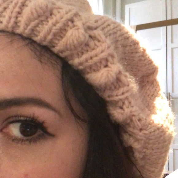 beret Merino Wool Hat, Latvian designer. - Picture 5 of 5